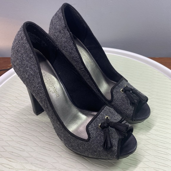 Christian Siriano Women's Platform Shoes Pumps Gray Peep Toe Tassels Sz. 6.5-7‎ - Picture 1 of 10